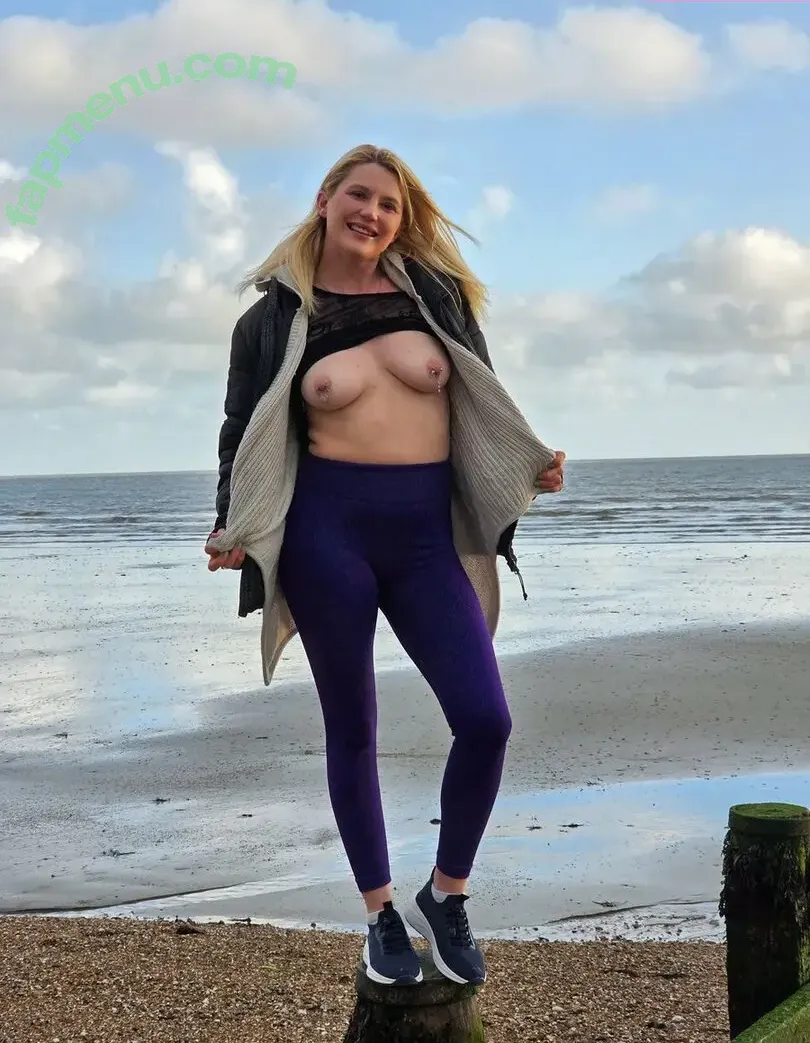 sophie.essex nude photo #0282 (Sophie Essex / Sophie_Essex_x / essex_sophie_xx / sophie.essex.free)