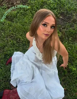 Sophie Grace / realsophiegrace nude photo #0053