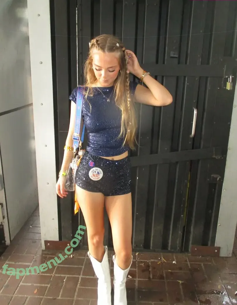 Sophie Grace nude photo #0048 (realsophiegrace)