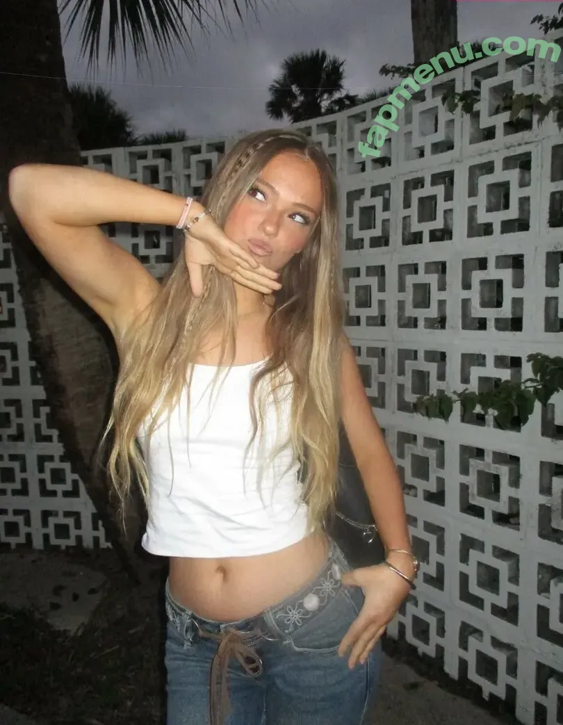 Sophie Grace nude photo #0052 (realsophiegrace)