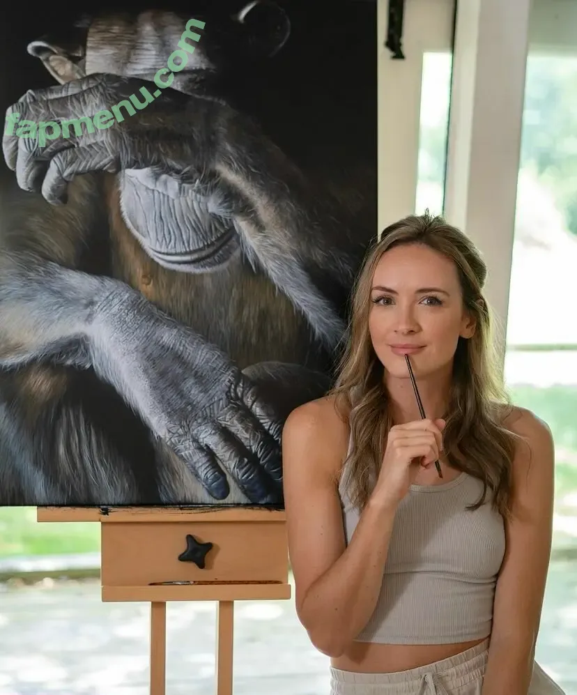 Sophie Green nude photo #0006 (sophiegreenart / sophiegreenfineart / tapsophiegreen)
