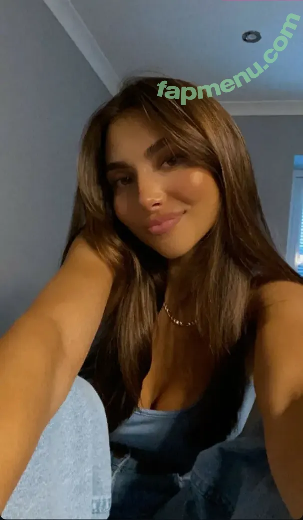 sophie.hyman nude photo #0002 (sophie.hyman)