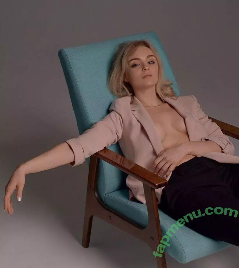 Sophie Katssby nude photo #0521 (KATSSBY)