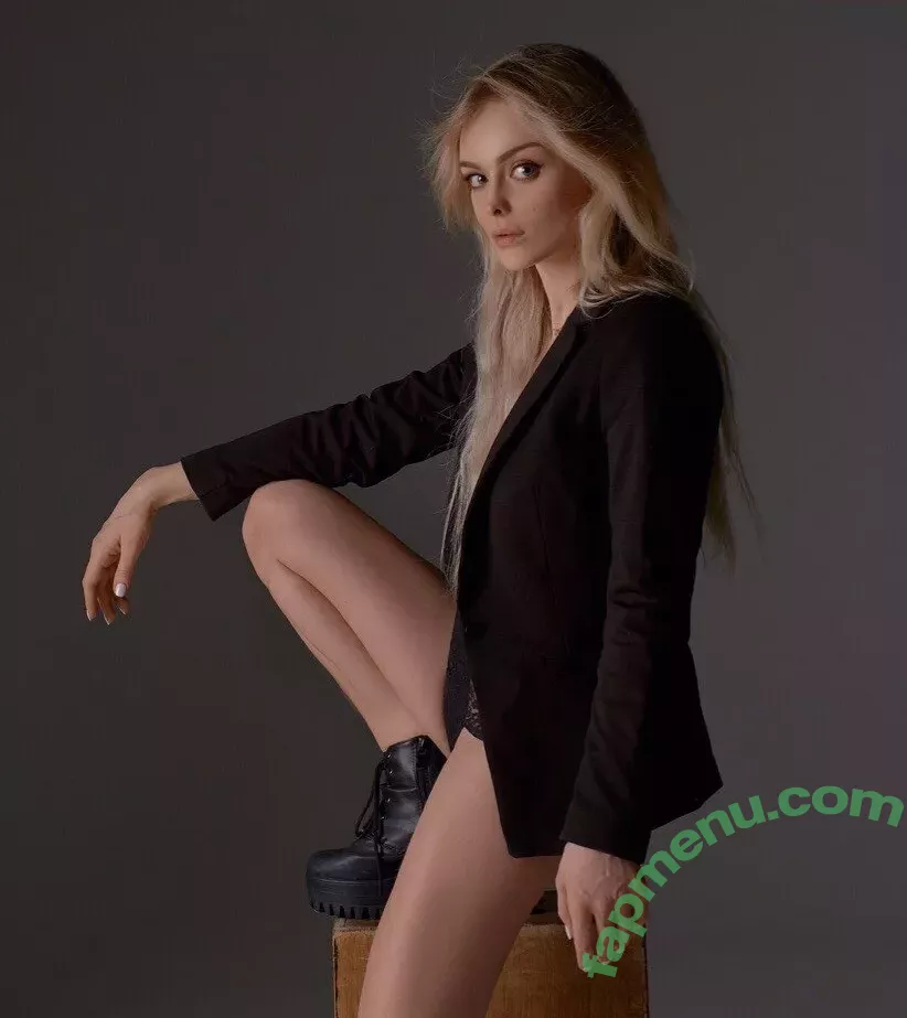 Sophie Katssby nude photo #0523 (KATSSBY)