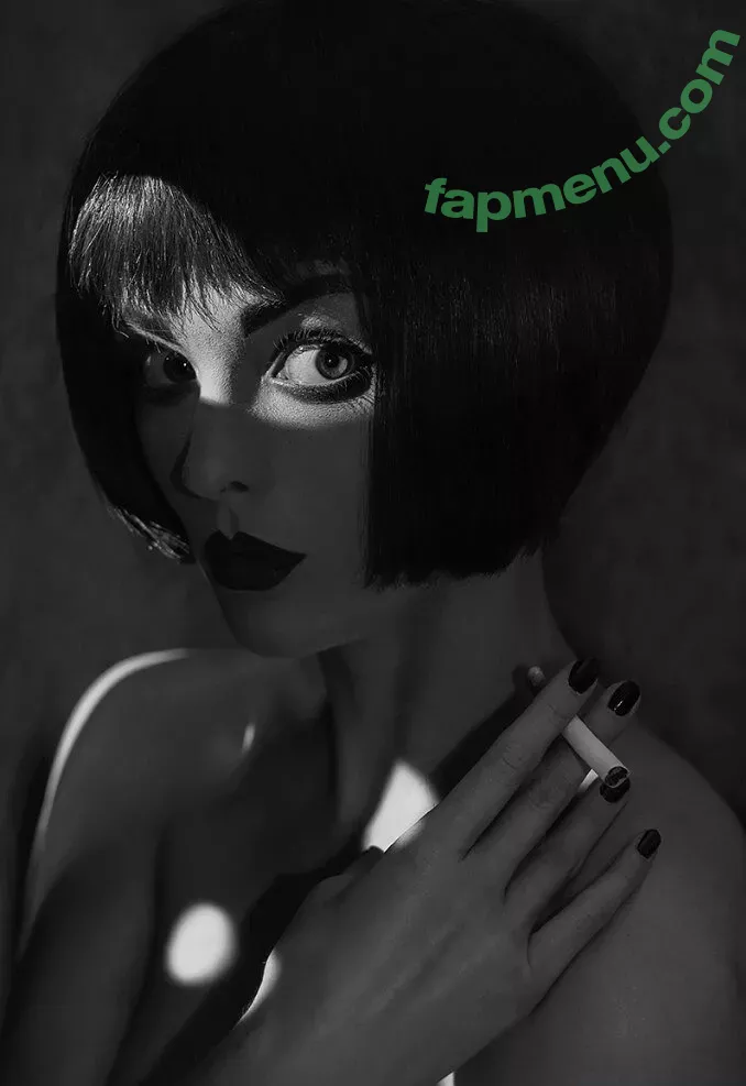 Sophie Katssby nude photo #0575 (KATSSBY)