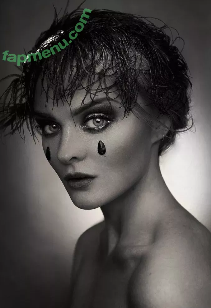 Sophie Katssby nude photo #0582 (KATSSBY)