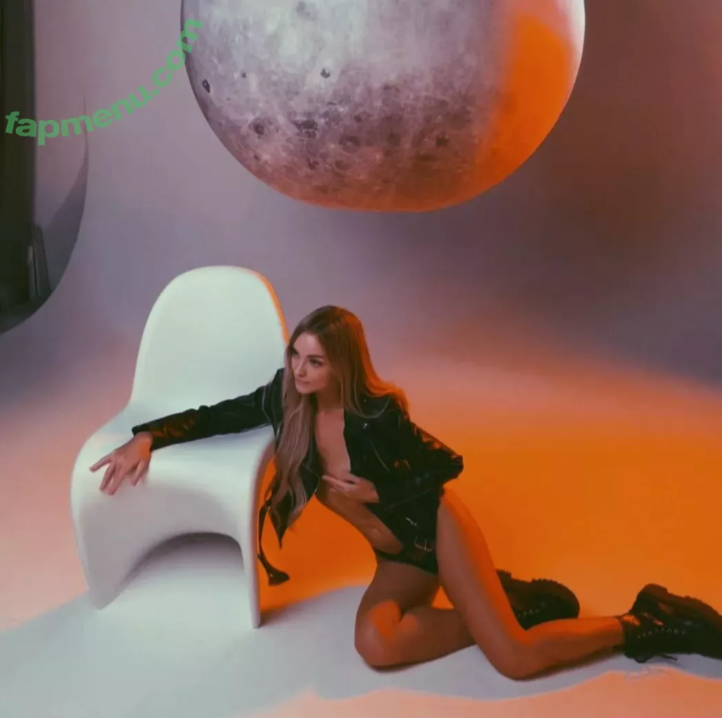 Sophie Katssby nude photo #0736 (KATSSBY)