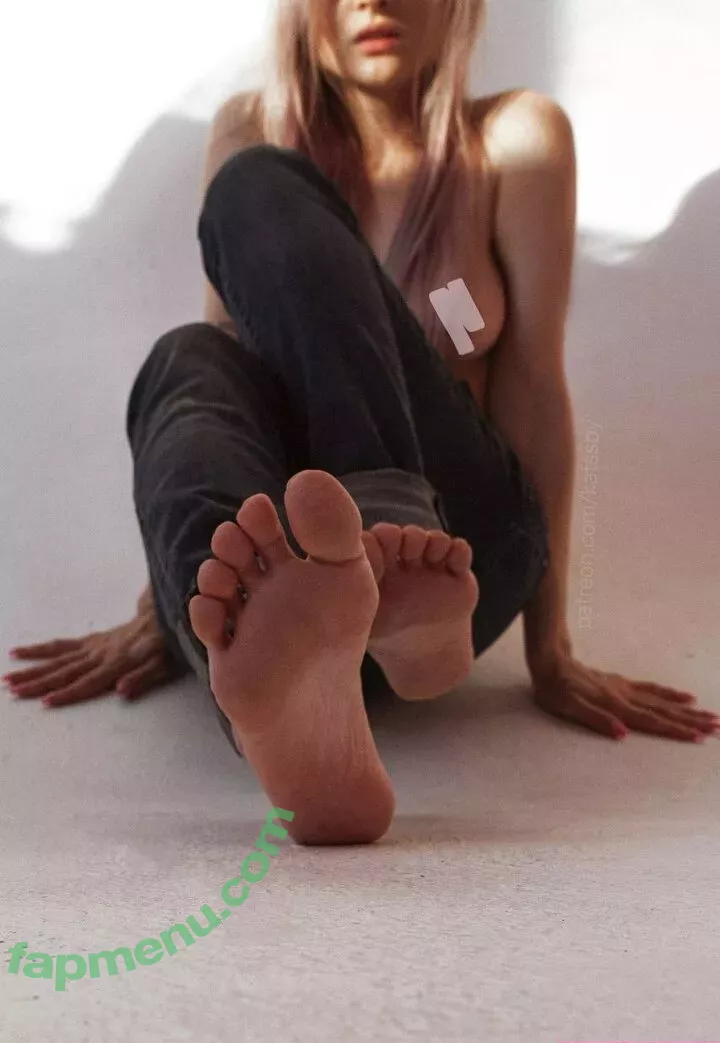 Sophie Katssby nude photo #0773 (KATSSBY)