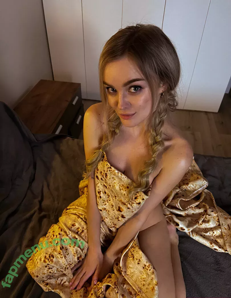 Sophie Katssby nude photo #0808 (KATSSBY)