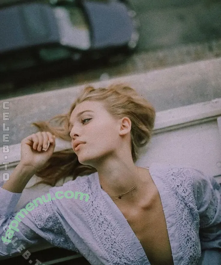 Sophie Kern nude photo #0027 (kernsophie / sophiekern)