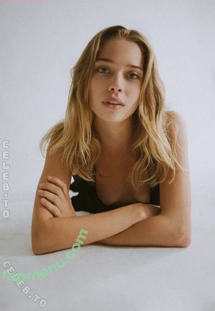 Sophie Kern nude photo #0037 (kernsophie / sophiekern)