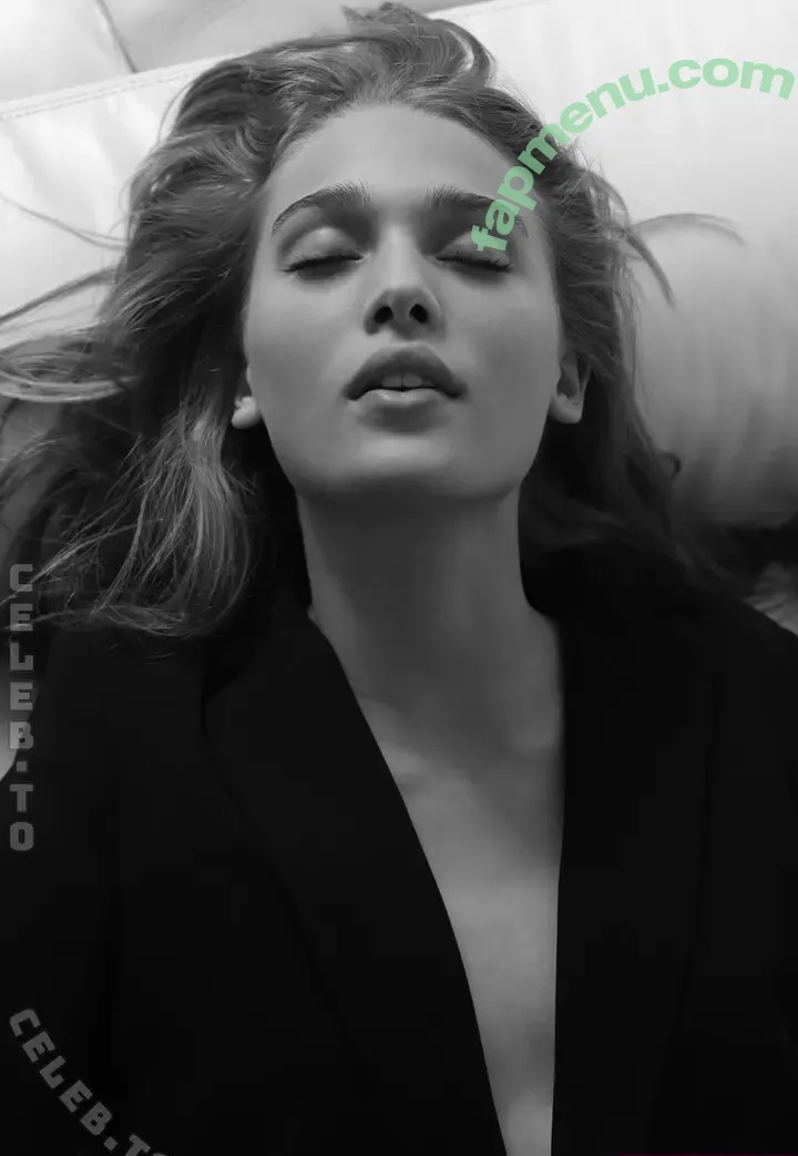 Sophie Kern nude photo #0040 (kernsophie / sophiekern)