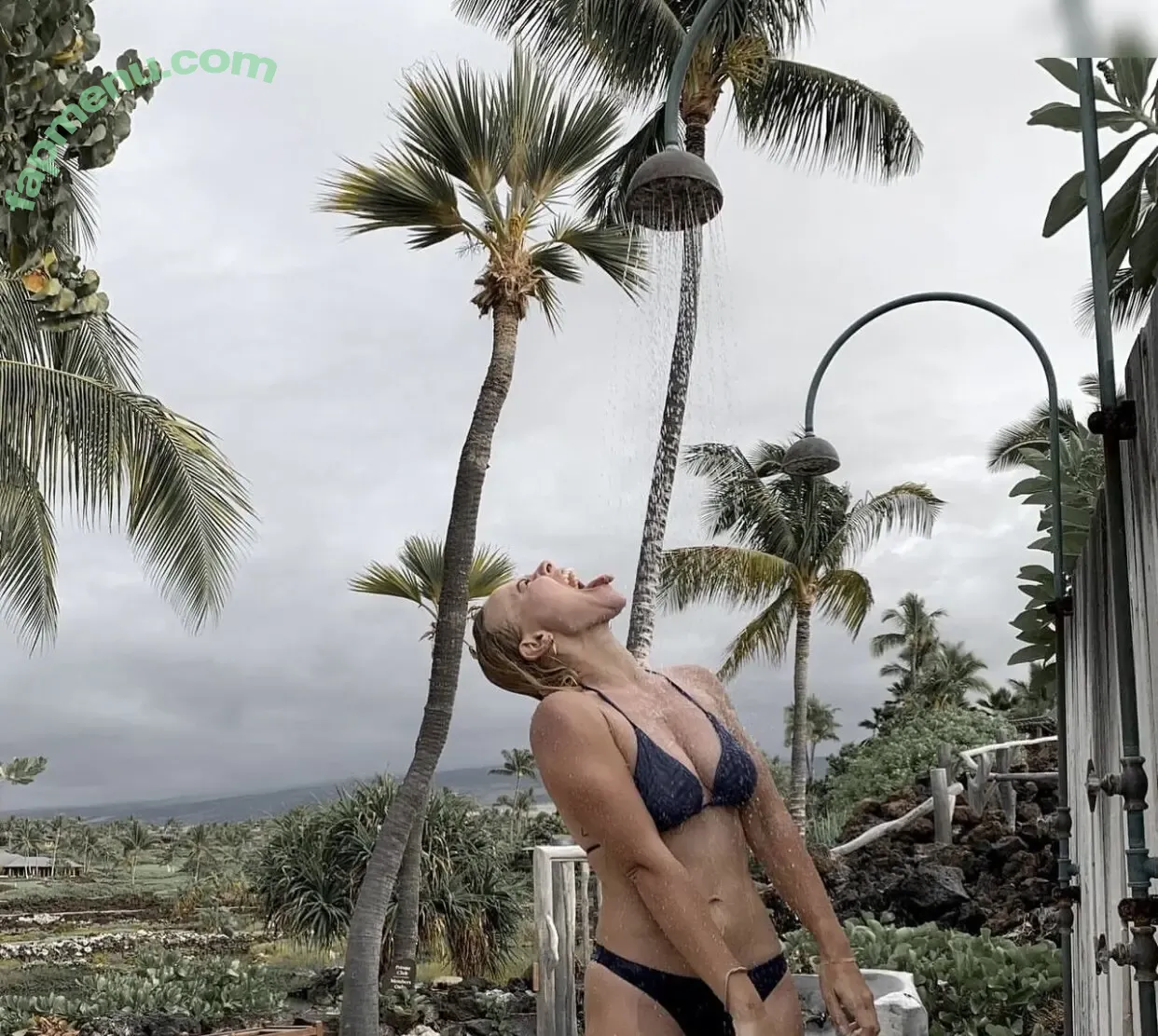 Sophie Mazzaro nude photo #0015 (sophiemazzaroart)