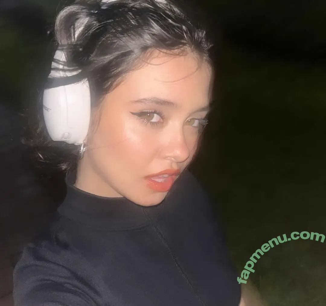 Sophie Michelle nude photo #0004 (sophiemichelle / xxxmisssmitchell_92)