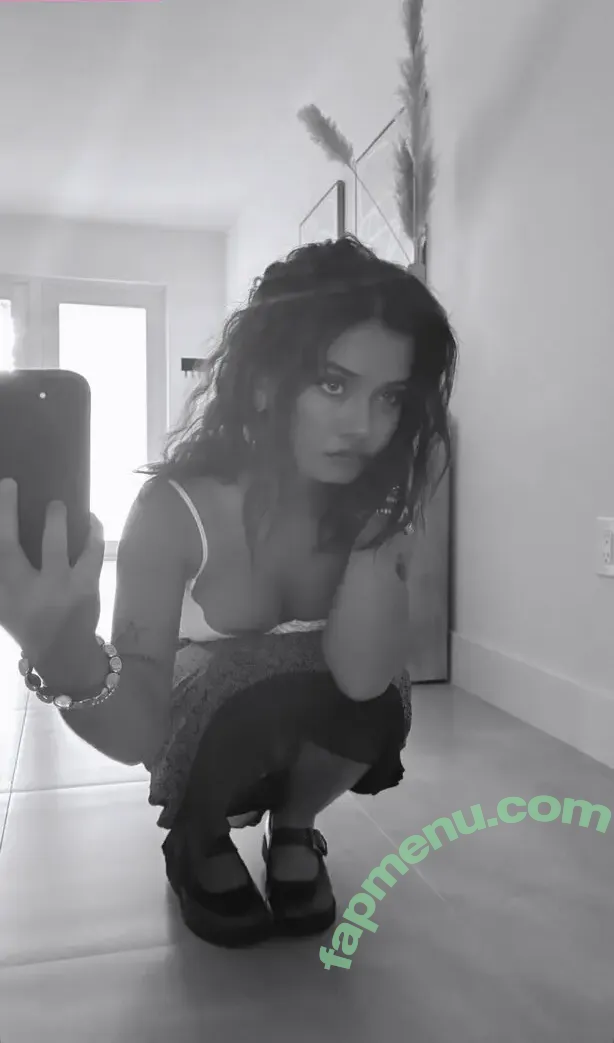 Sophie Michelle nude photo #0108 (sophiemichelle / xxxmisssmitchell_92)