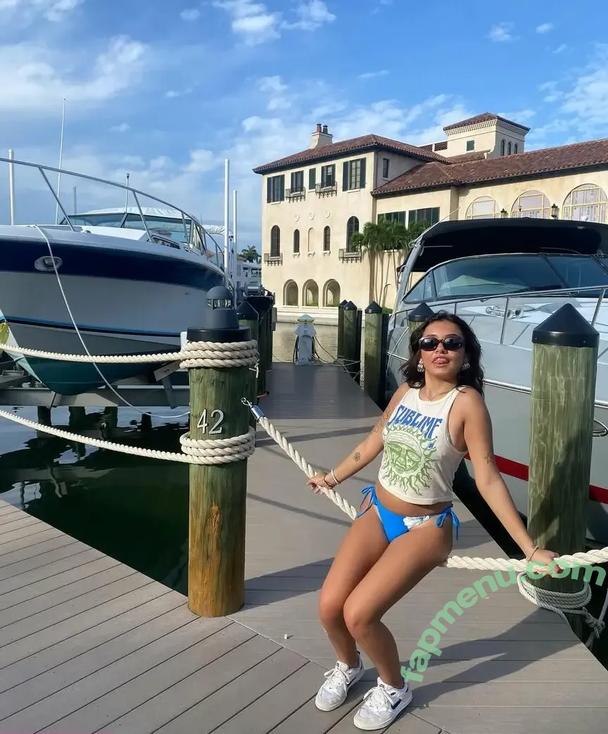 Sophie Michelle nude photo #0112 (sophiemichelle / xxxmisssmitchell_92)