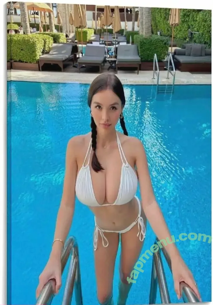 Sophie Mudd nude photo #0049 (sophiemudd)
