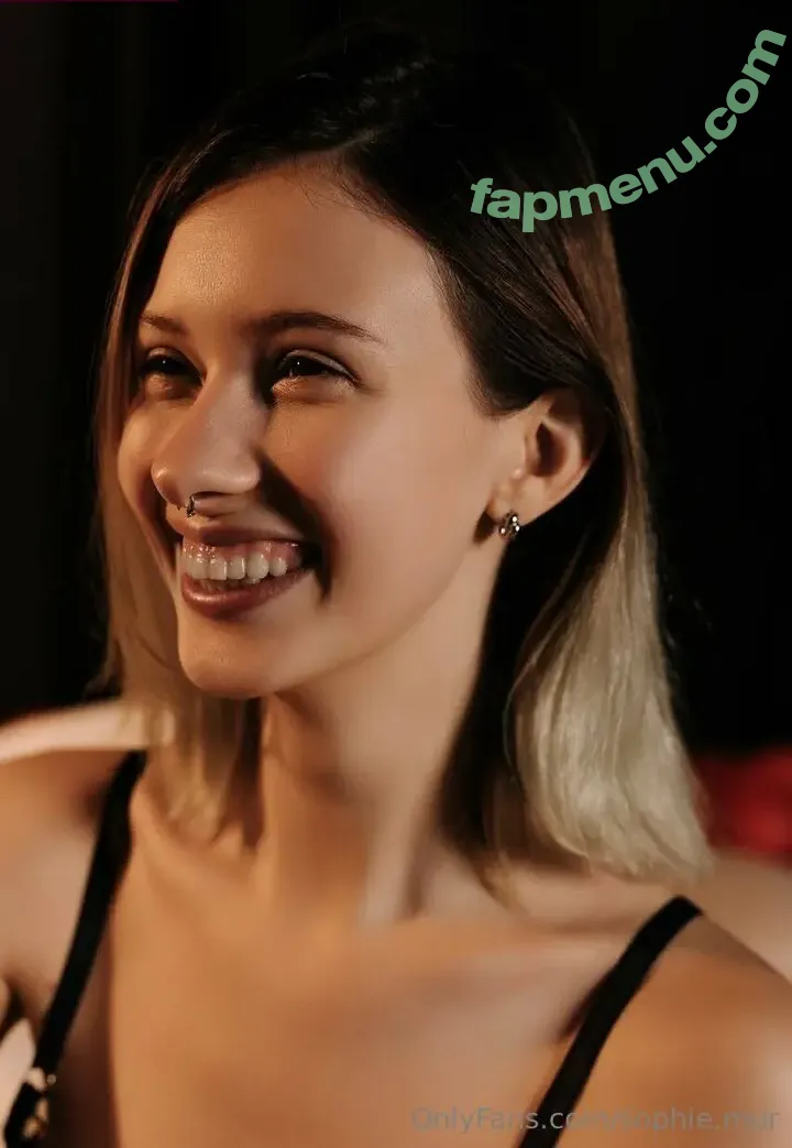sophie.mur nude photo #0001 (soph.mur)