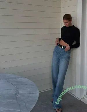 Sophie Nelisse / sophie__nelisse nude photo #0210