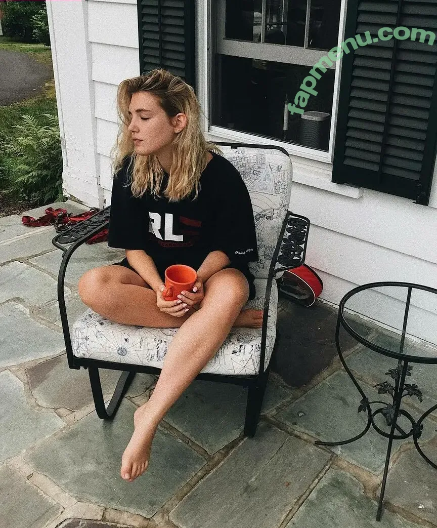 Sophie Nelisse nude photo #0012 (sophie__nelisse)