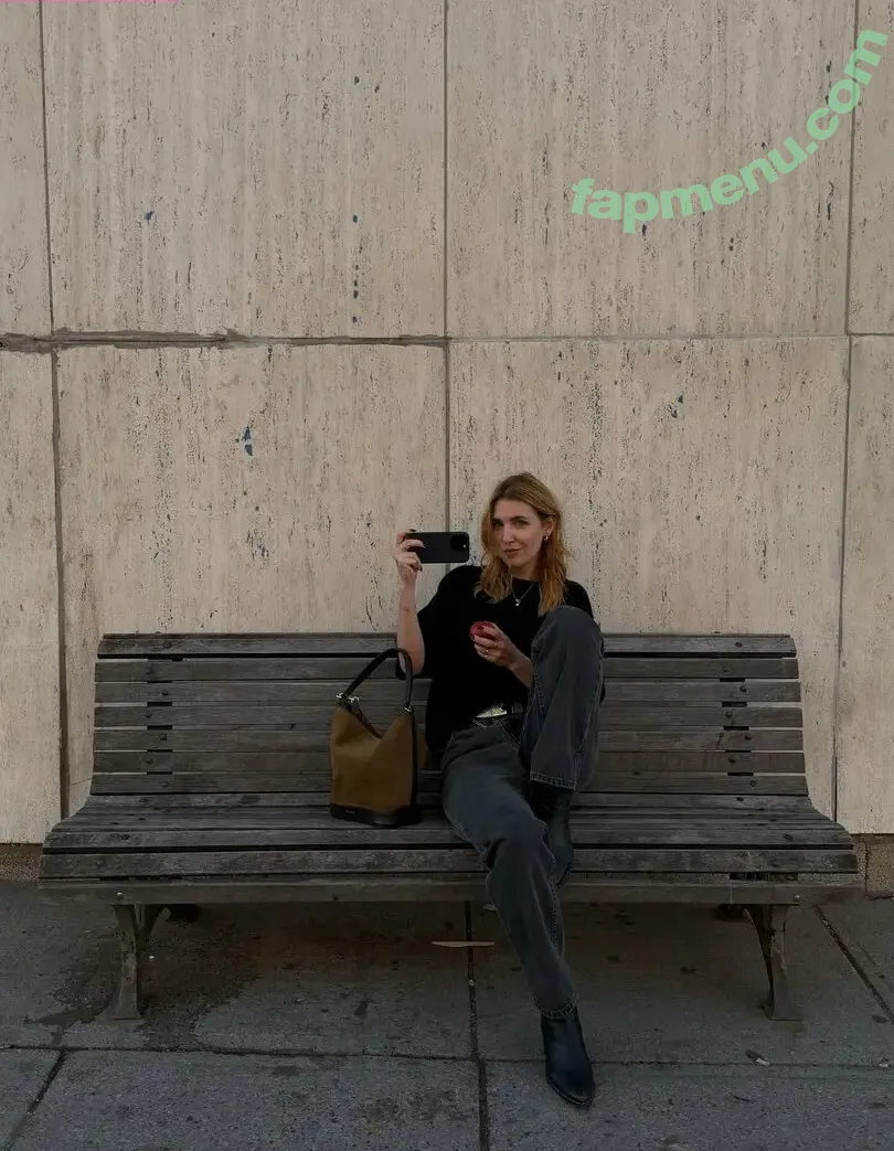Sophie Nelisse nude photo #0265 (sophie__nelisse)