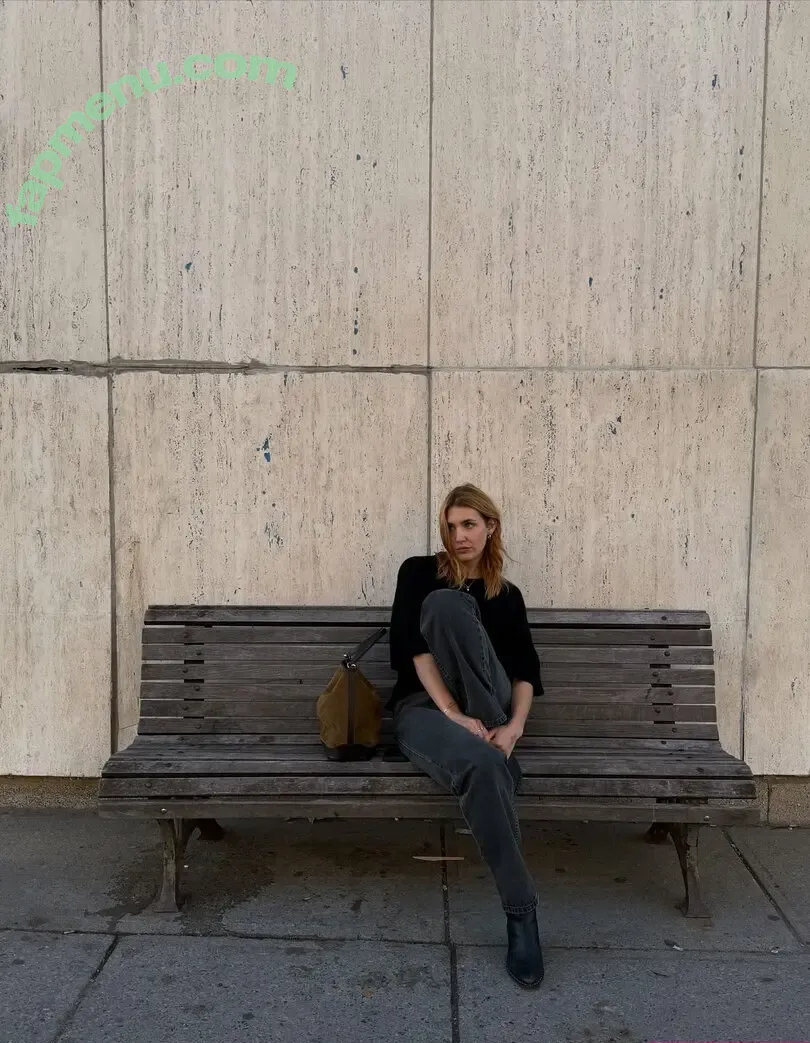 Sophie Nelisse nude photo #0266 (sophie__nelisse)