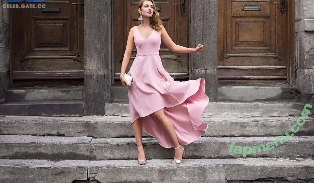 Sophie Nelisse nude photo #0294 (sophie__nelisse)