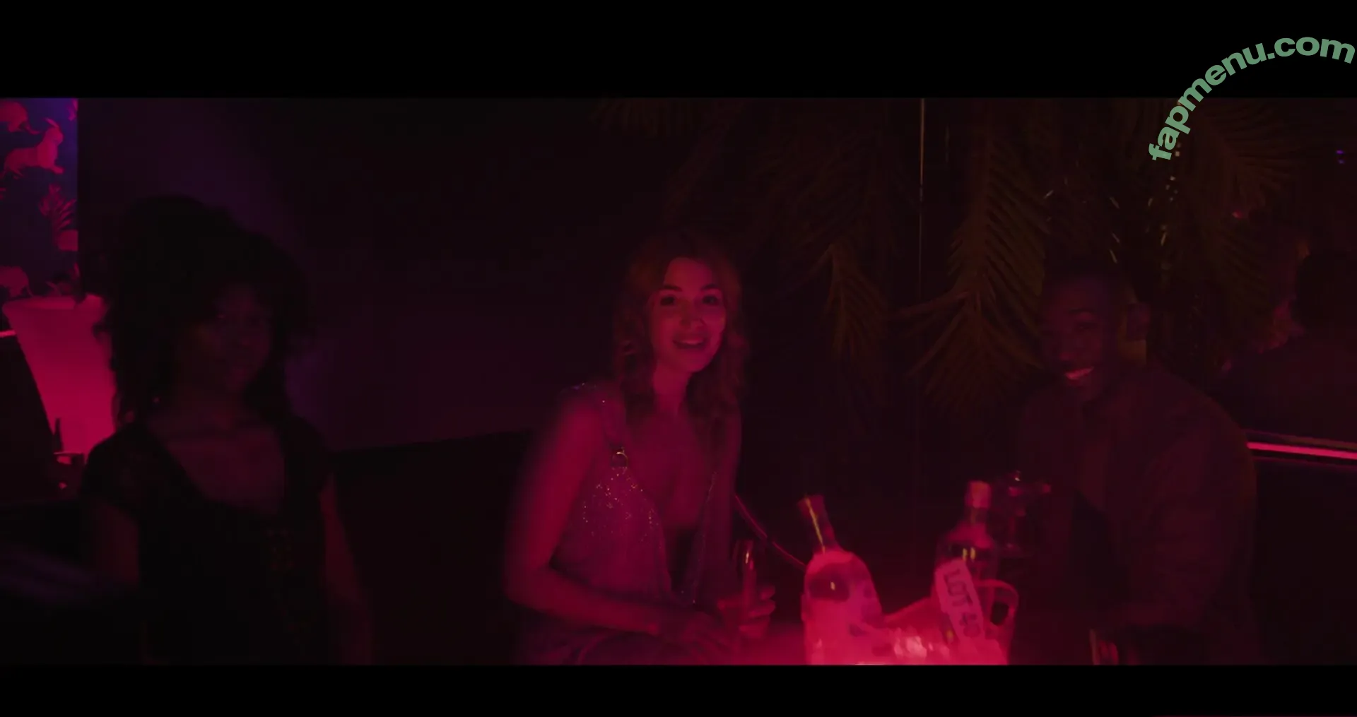 Sophie Nelisse nude photo #0305 (sophie__nelisse)