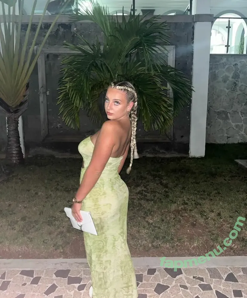 Sophie Nelson nude photo #0072 (sophiexnelson / sophiexnelsonx)