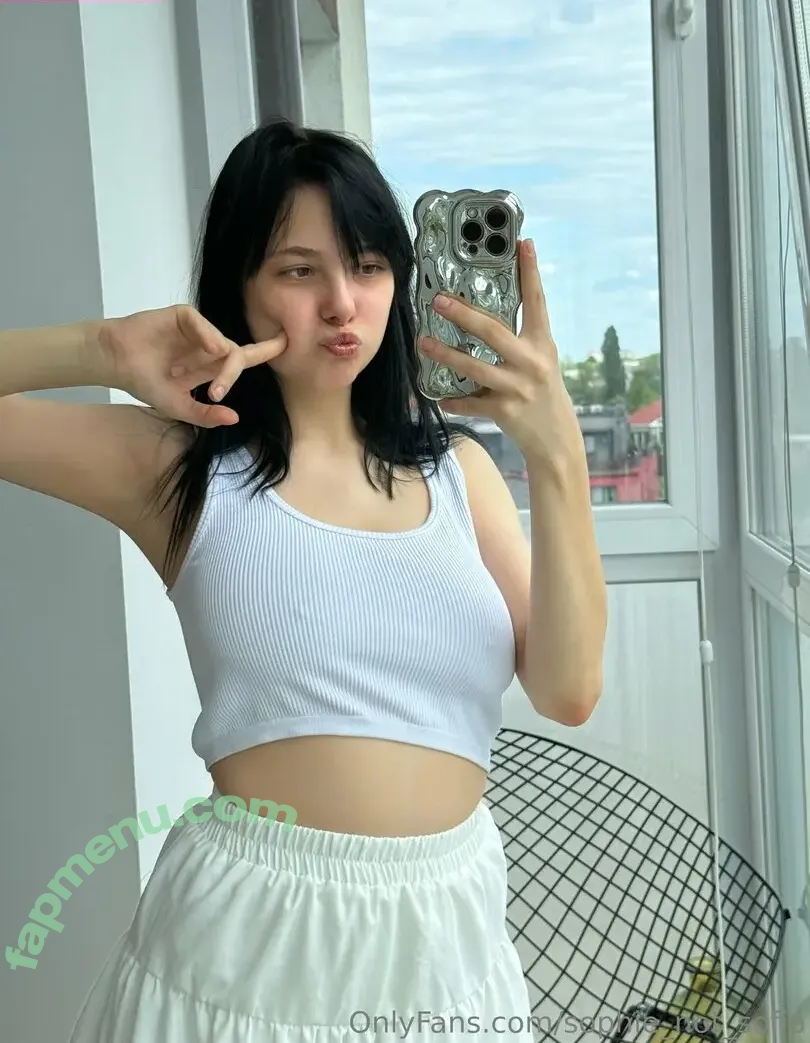 sophie_not_sofia nude photo #0081 (sophie_not_sofia)