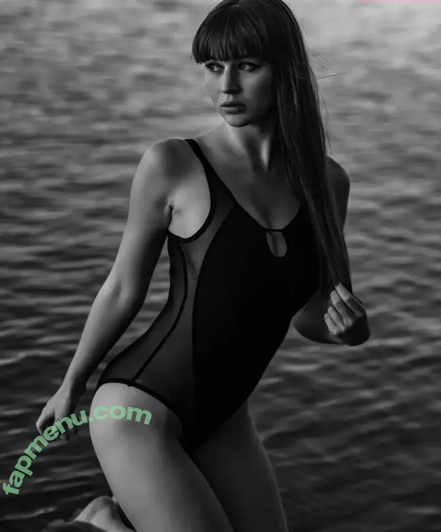 Sophie Nöther nude photo #0131 (Sophie_nthr)