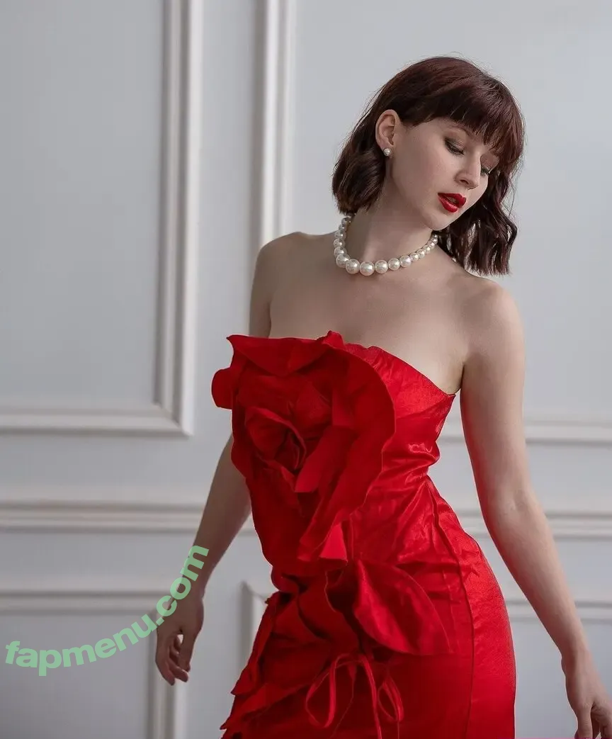 Sophie Nöther nude photo #0143 (Sophie_nthr)