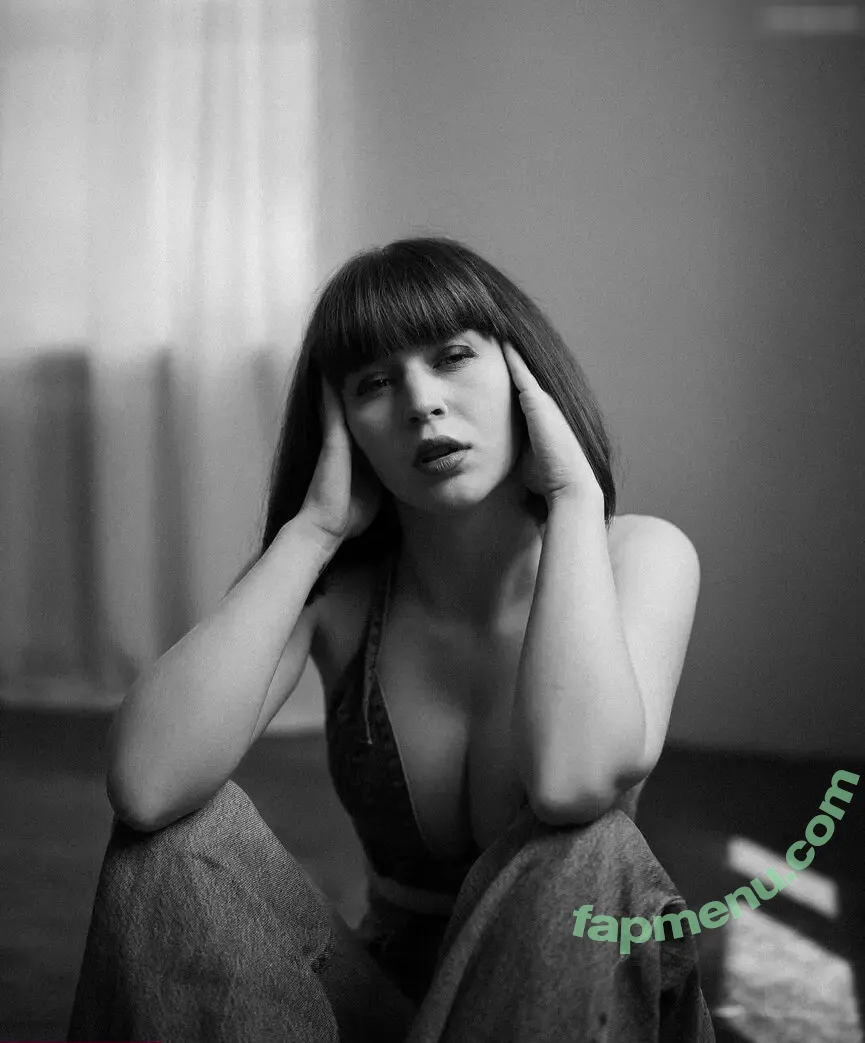 Sophie Nöther nude photo #0164 (Sophie_nthr)