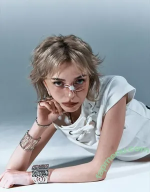 Sophie Powers / sophiep0wers nude photo #0292