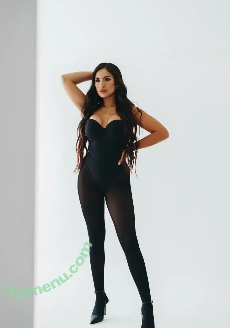 sophie_princess nude photo #0021 (princesscontent)