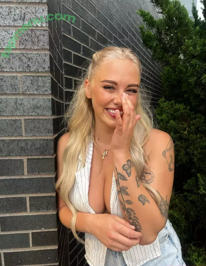 Sophie Riedemann nude photo #0305 (Sophuckingone / _sophieriedemann)