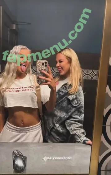 Sophie Riedemann nude photo #0749 (Sophuckingone / _sophieriedemann)