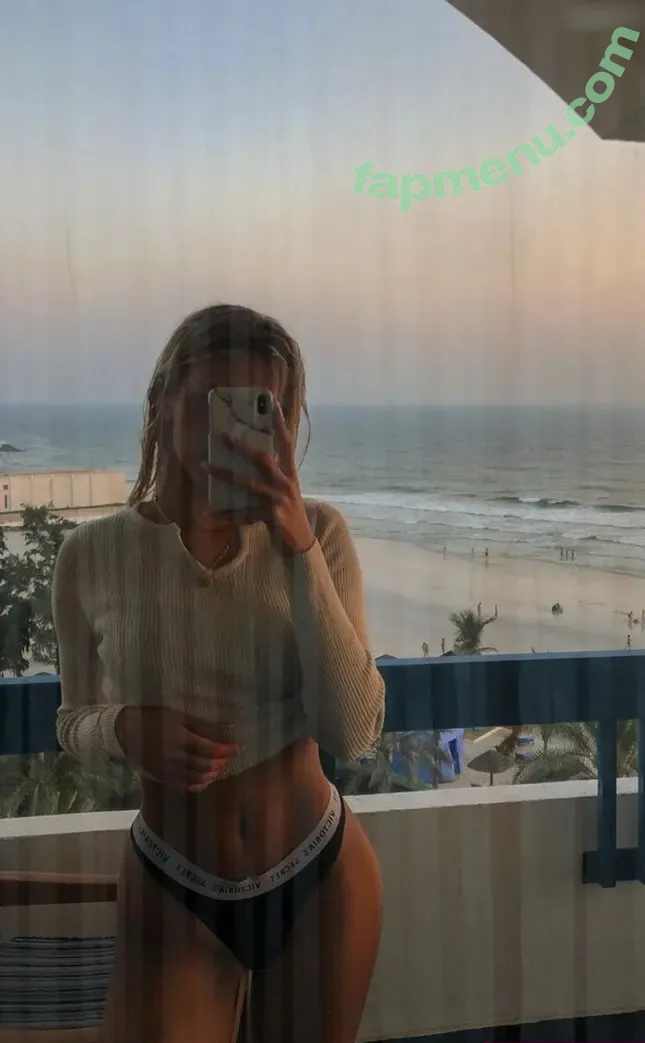 Sophie Schnur nude photo #0064 (sophie.schnr)