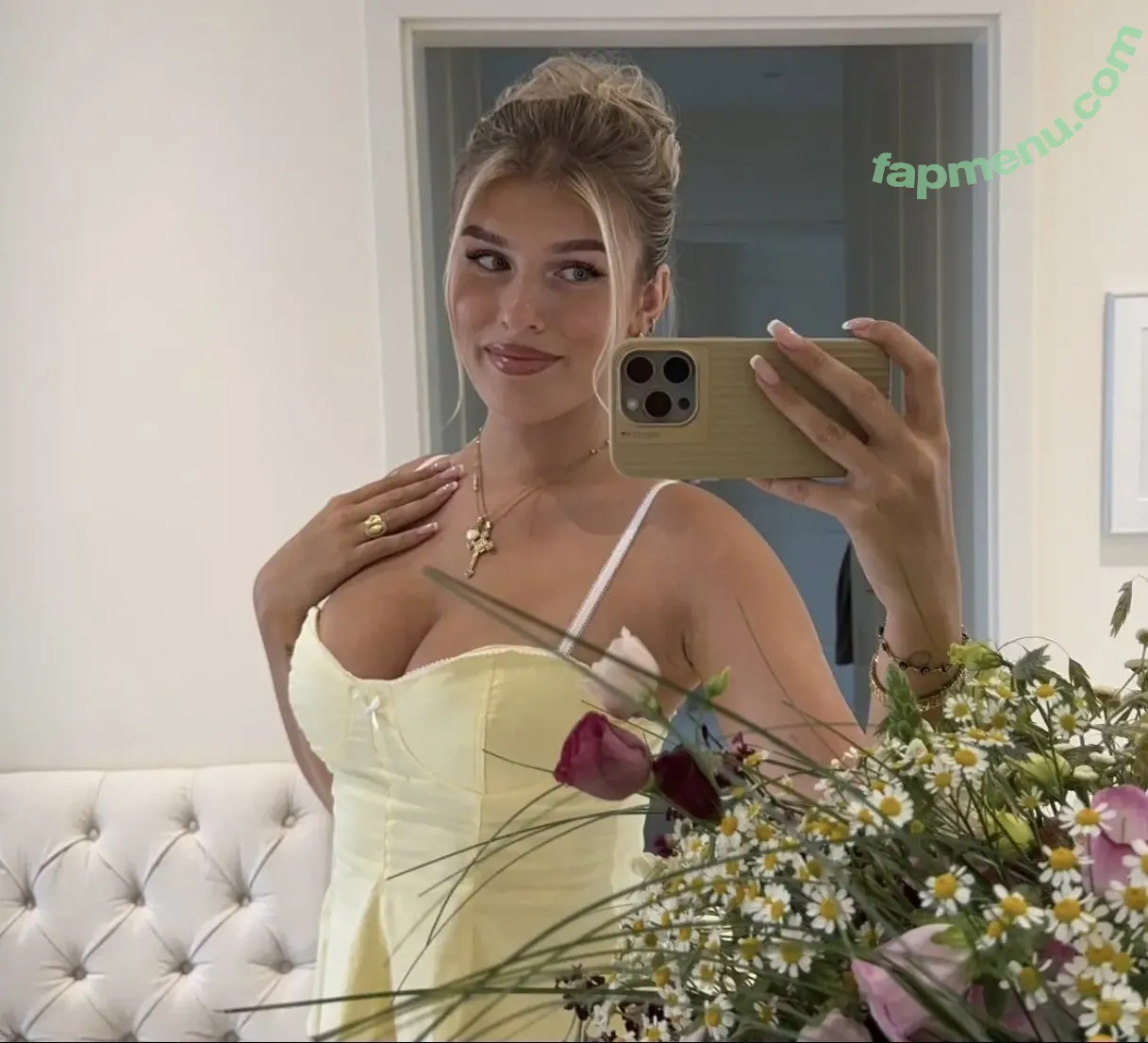 Sophie Schnur nude photo #0470 (sophie.schnr)