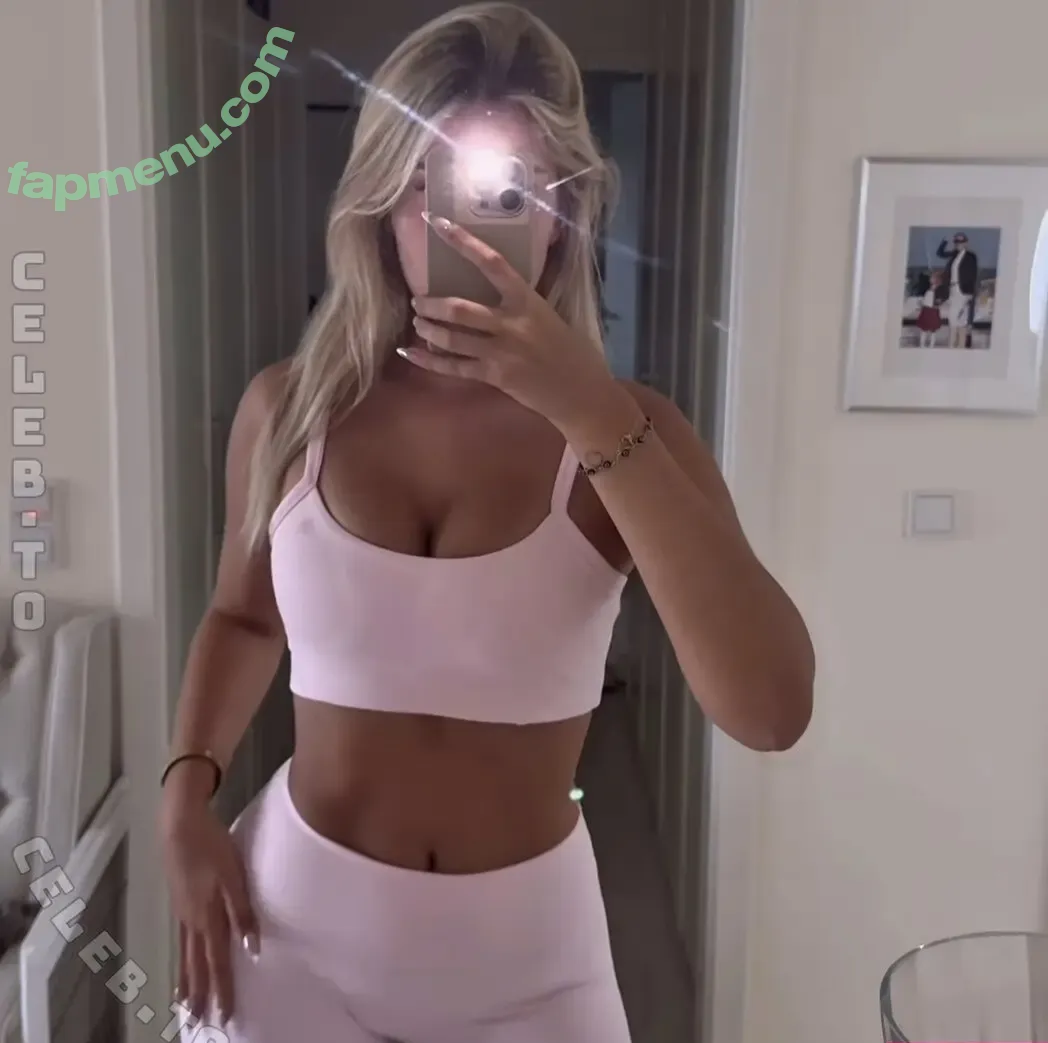 Sophie Schnur nude photo #0533 (soophie.schnr / sophie.schnr / sophieschnr)