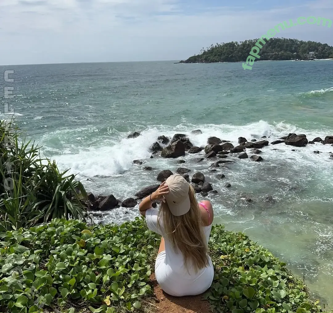 Sophie Schnur nude photo #0582 (soophie.schnr / sophie.schnr / sophieschnr)