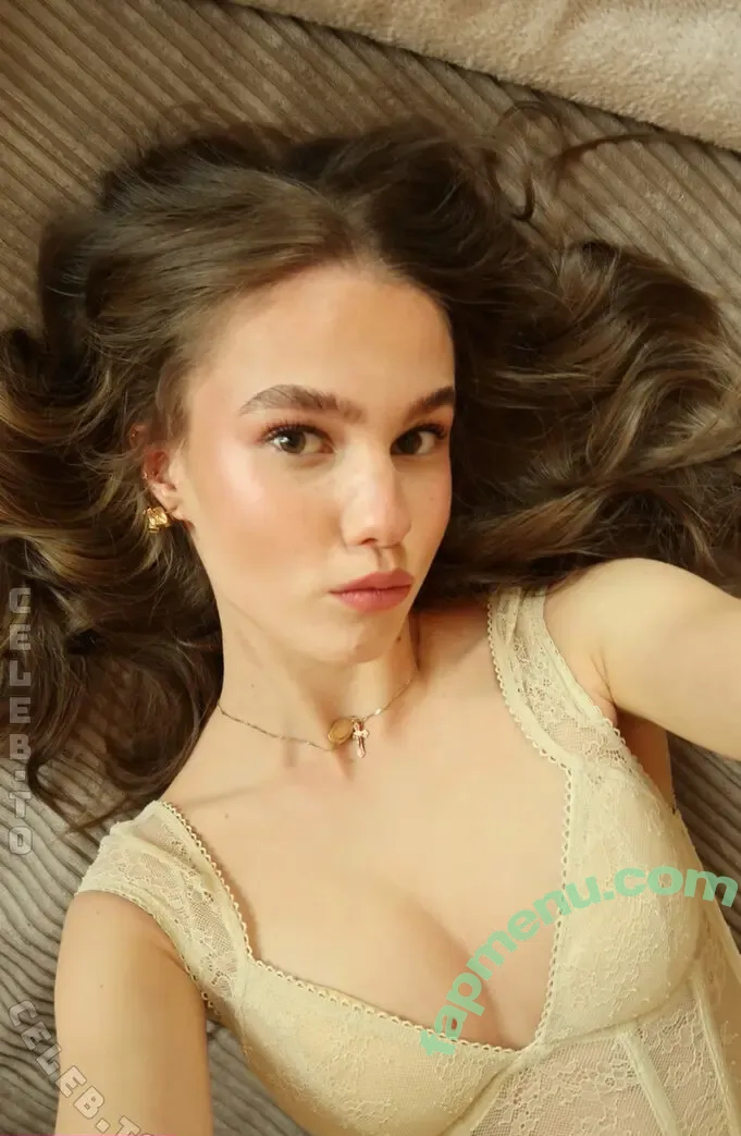 Sophie Scholz nude photo #0041 (vienchennlife)