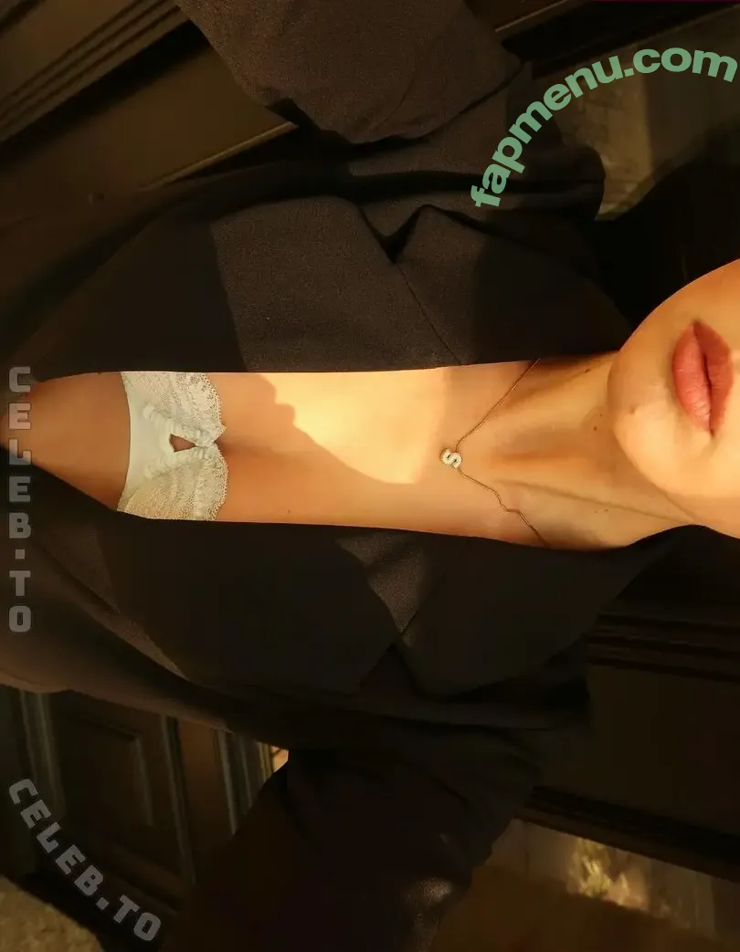 Sophie Scholz nude photo #0049 (vienchennlife)