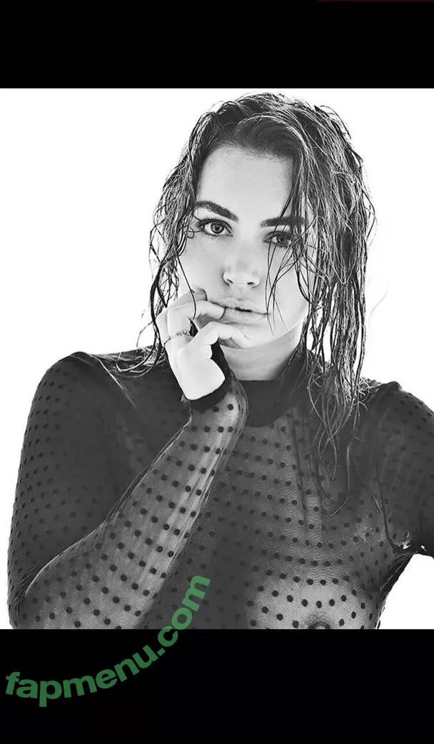 Sophie Simmons nude photo #0001 (sophietsimmons)