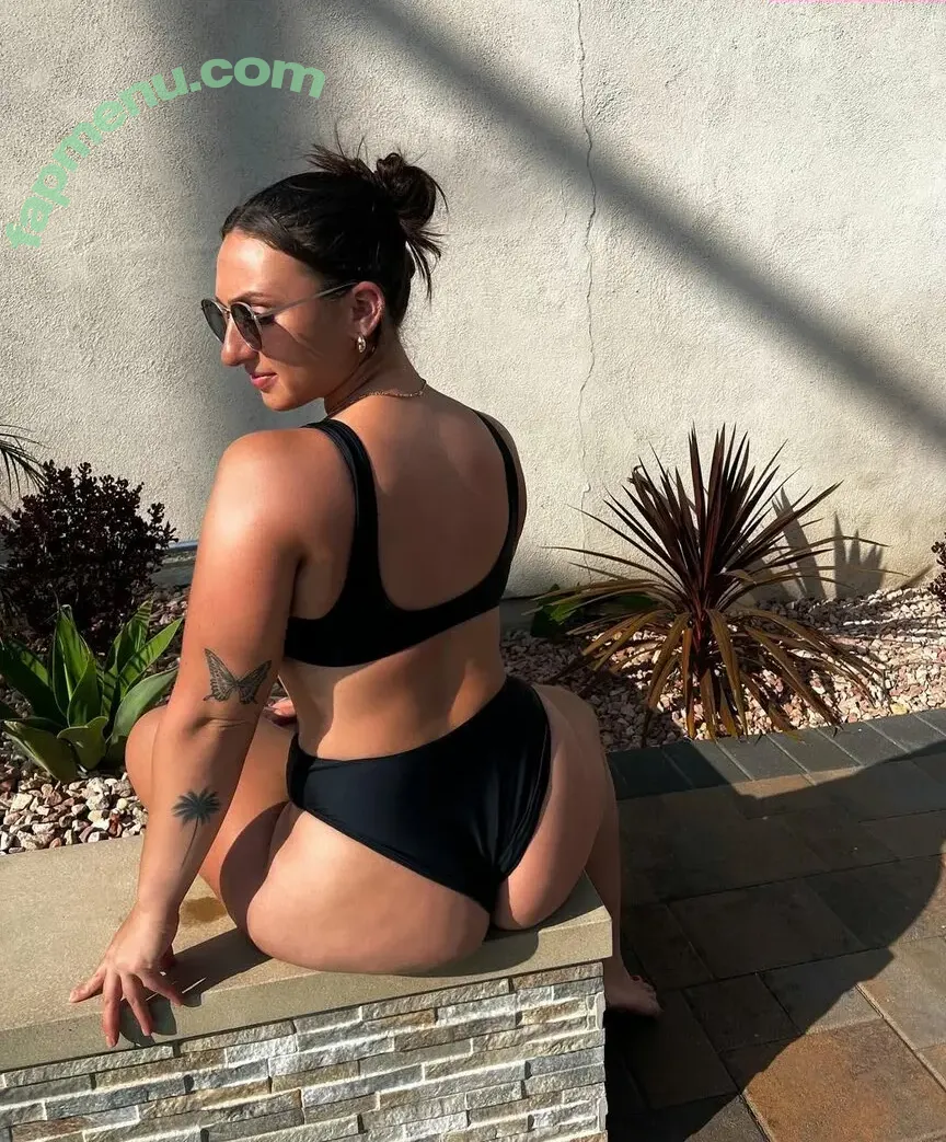 Sophie Sirota nude photo #0034 (bodybyloaf / loaf__ / macro.musclemommy)