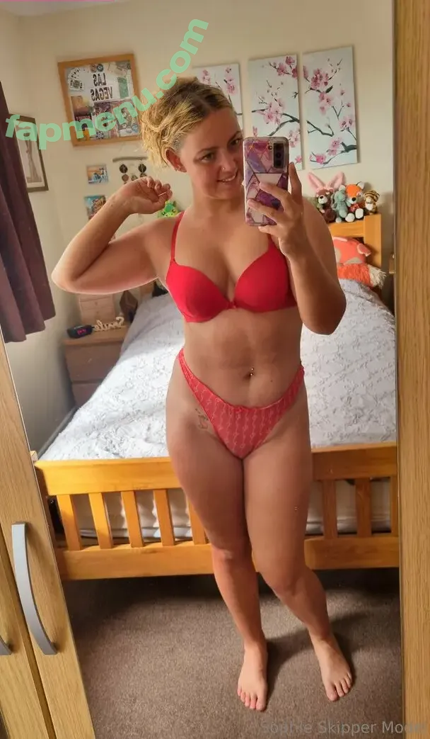 sophie.skipper nude photo #0011 (sophie.skipper)