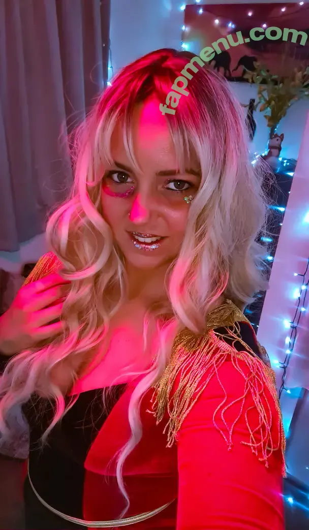 sophie.skipper nude photo #0020 (sophie.skipper)