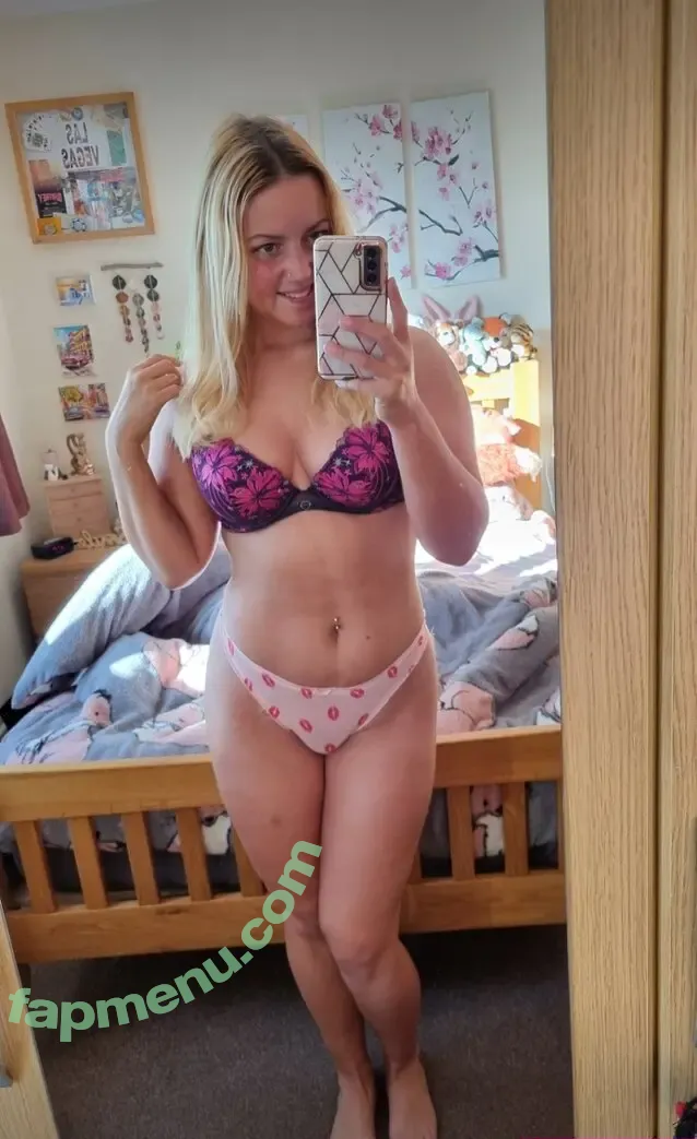 sophie.skipper nude photo #0064 (sophie.skipper)