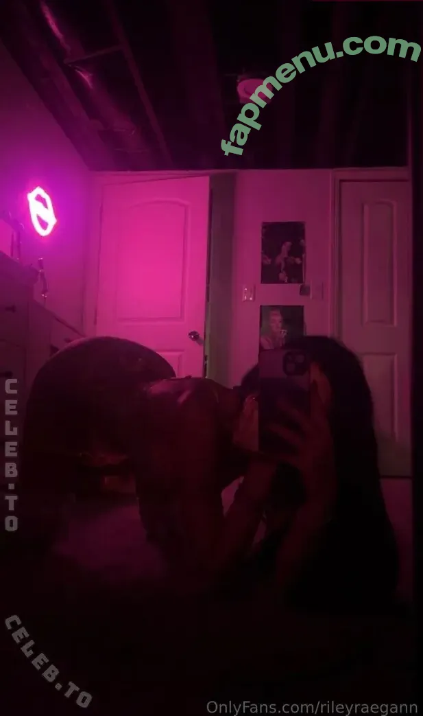 Sophie Stone nude photo #0031 (sophiiestone / sophiiiestone)