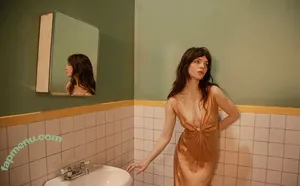 Sophie Thatcher / soapy.t / sophie_thatcher nude photo #0798
